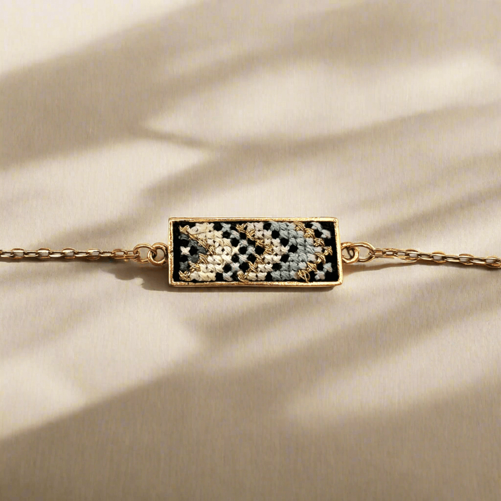 GLOW Nuusum Gold-Plated Horizontal Necklace
