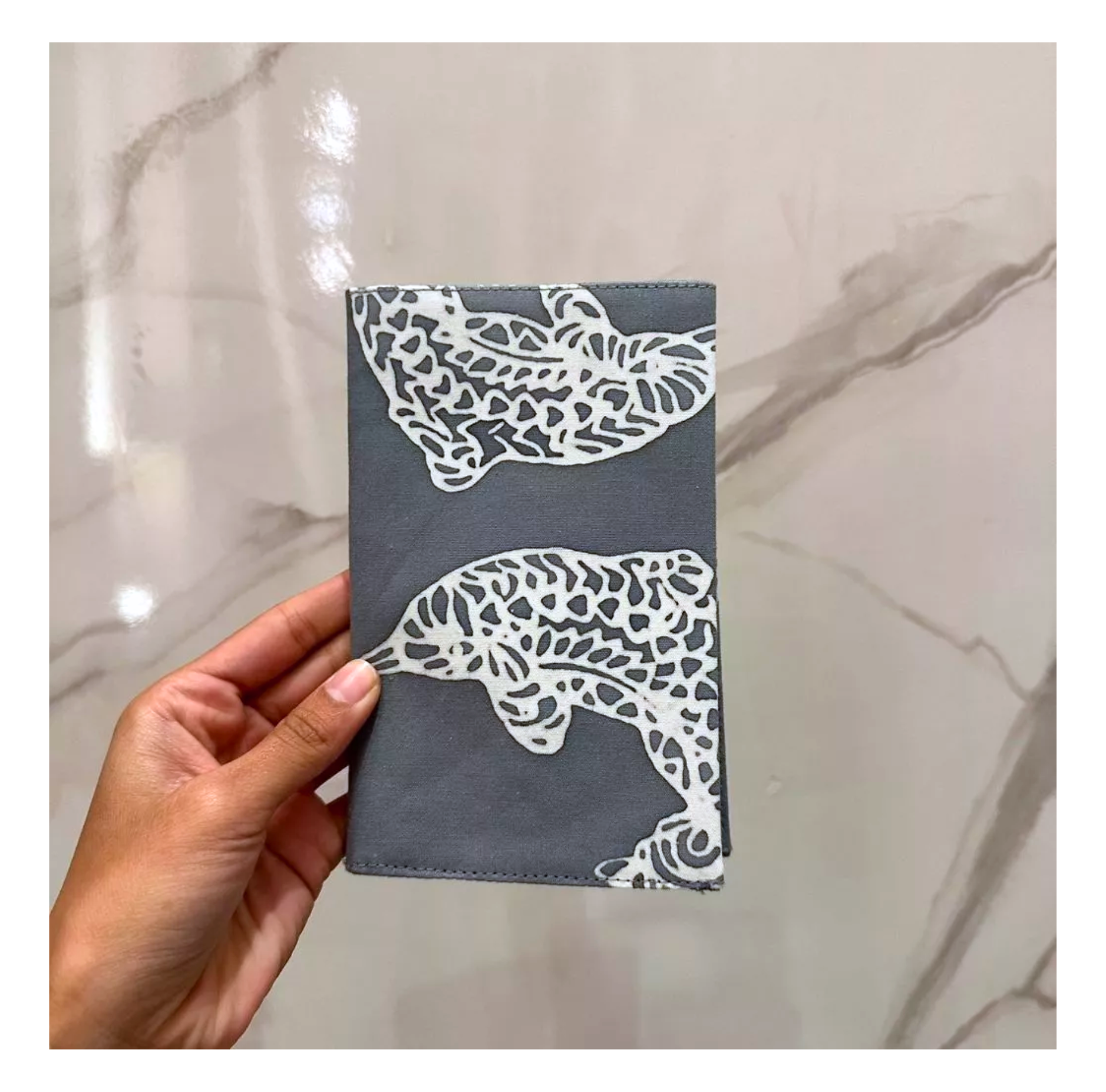 MareCet : Lumbatik Passport Holder