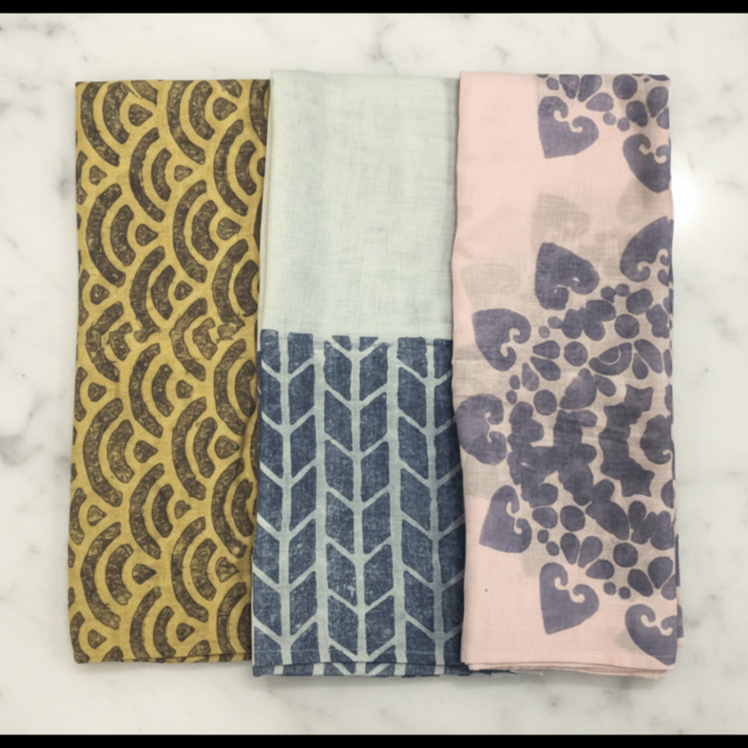 Handmould Cotton Scarf
