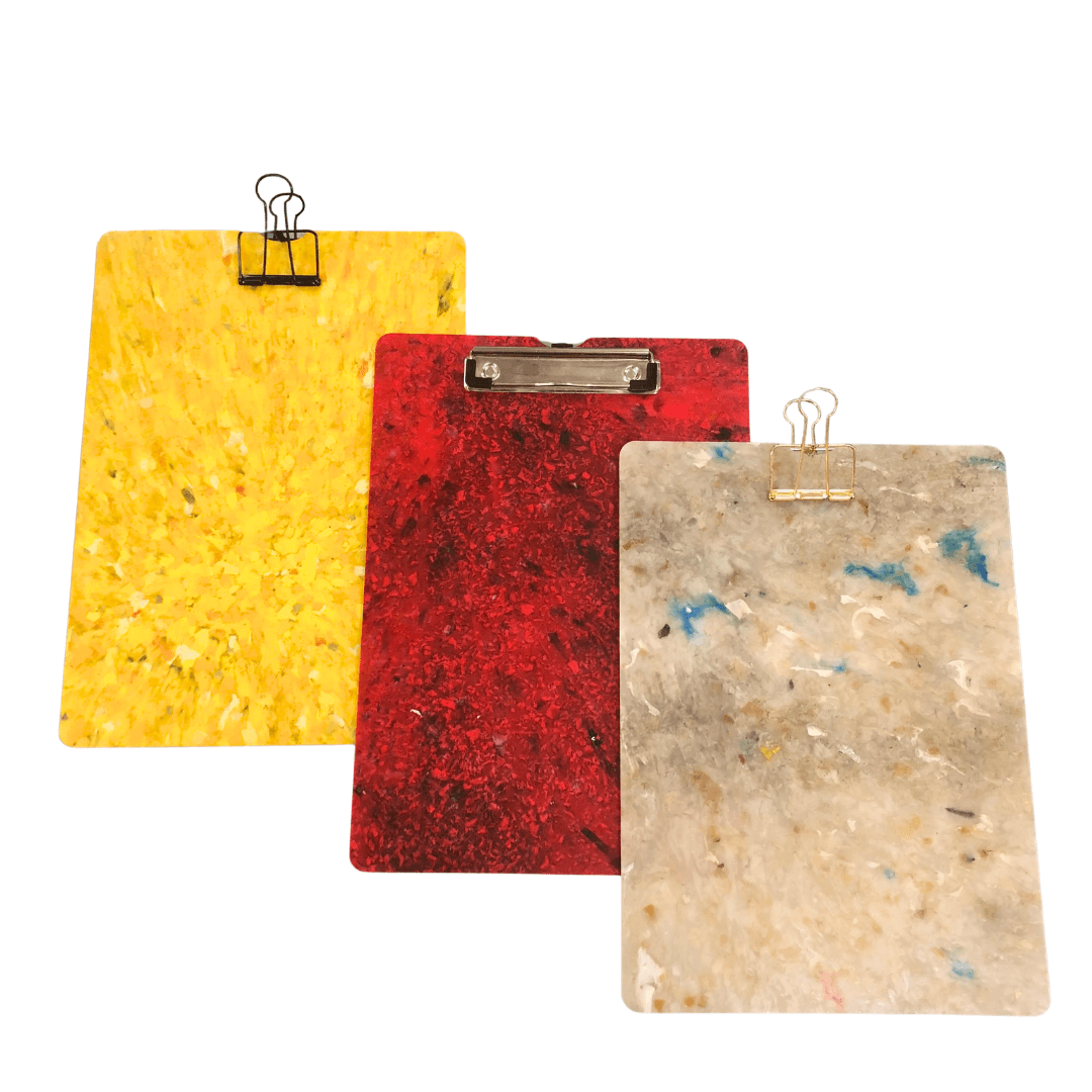 Upcycled Shack: Plastic Clipboard