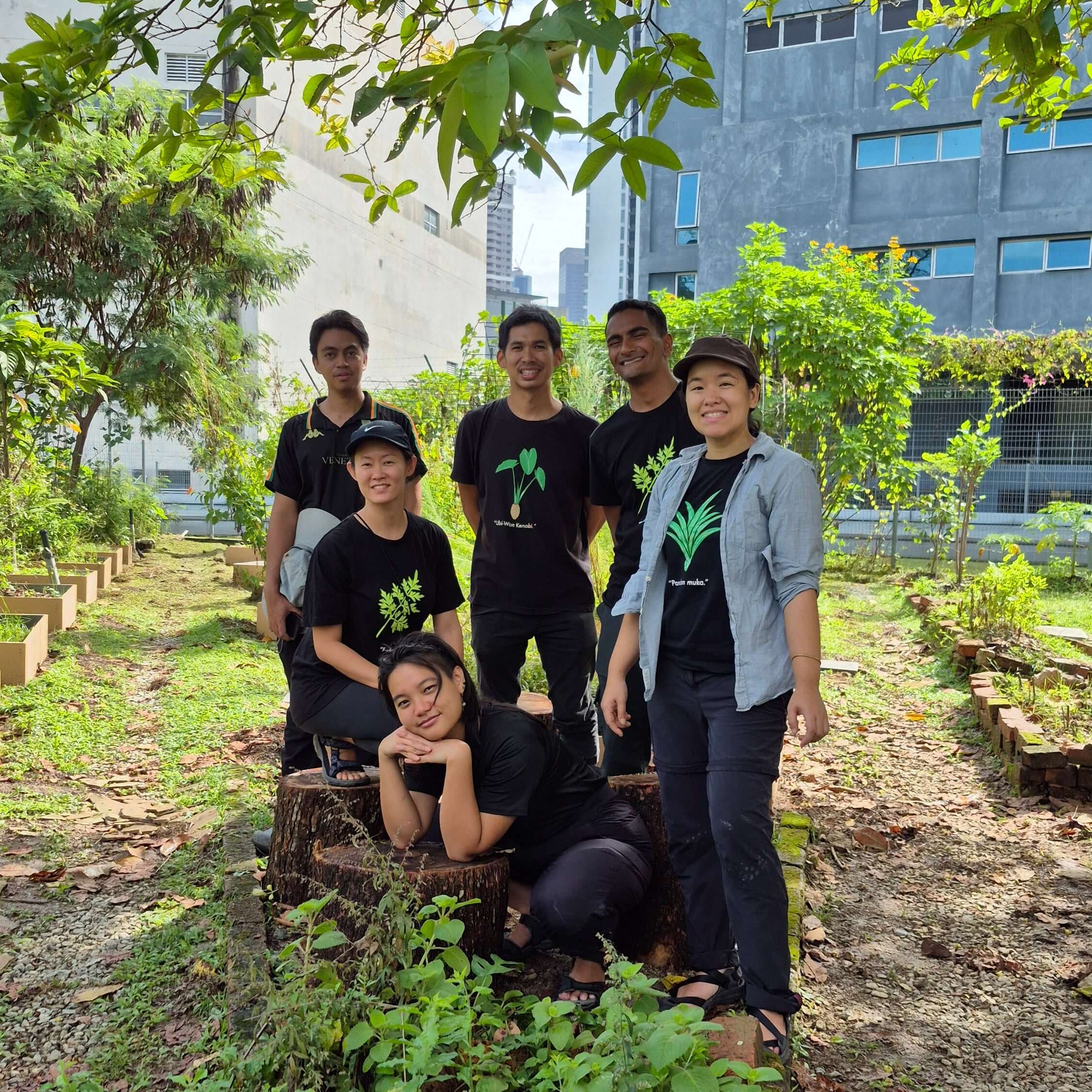 Eats, Shoots & Roots : Adult T-Shirt