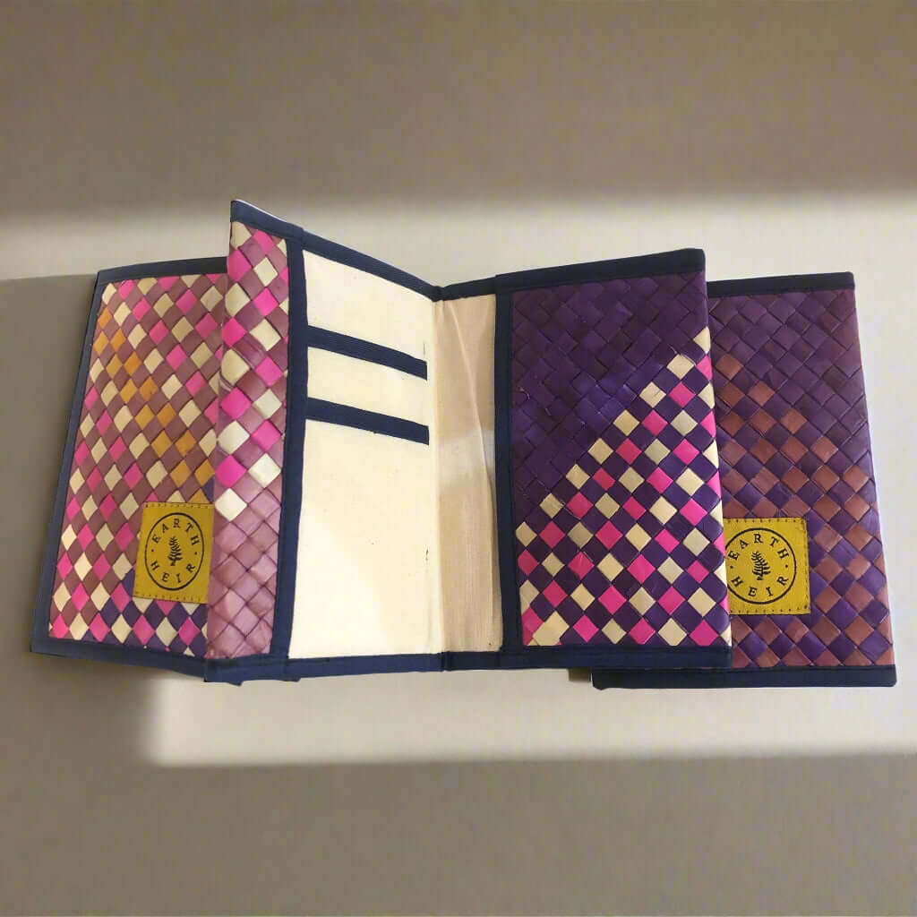 Mengkuang Passport Cover (Multi Colour)