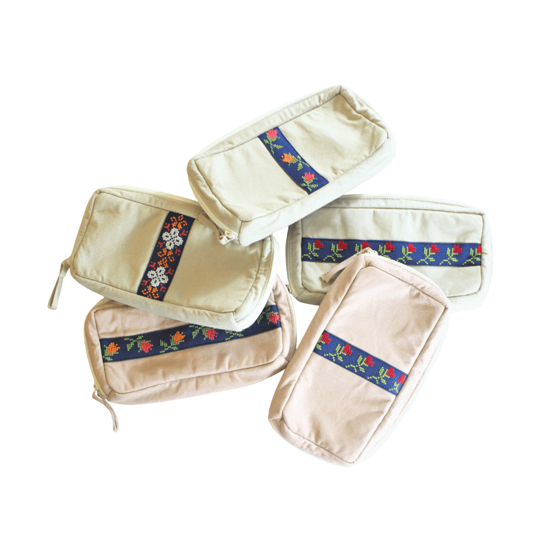 Mangtha : Travelling Pouch