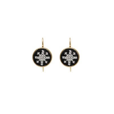 An image of the Dainty_Black_Arabesque_on_gold_transparent.jpg by Earth Heir