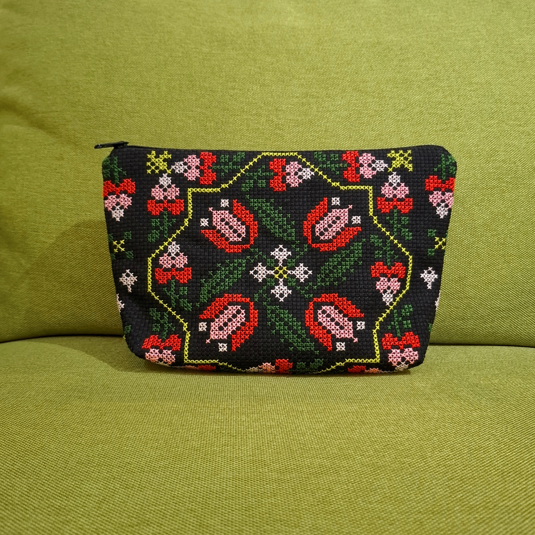 Mang Tha : Cross-Stitch Pouch