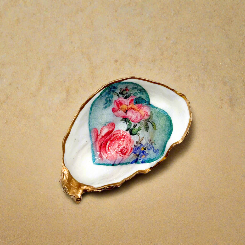 Lavish Lifestyle - Oyster Trinket : Extra Large