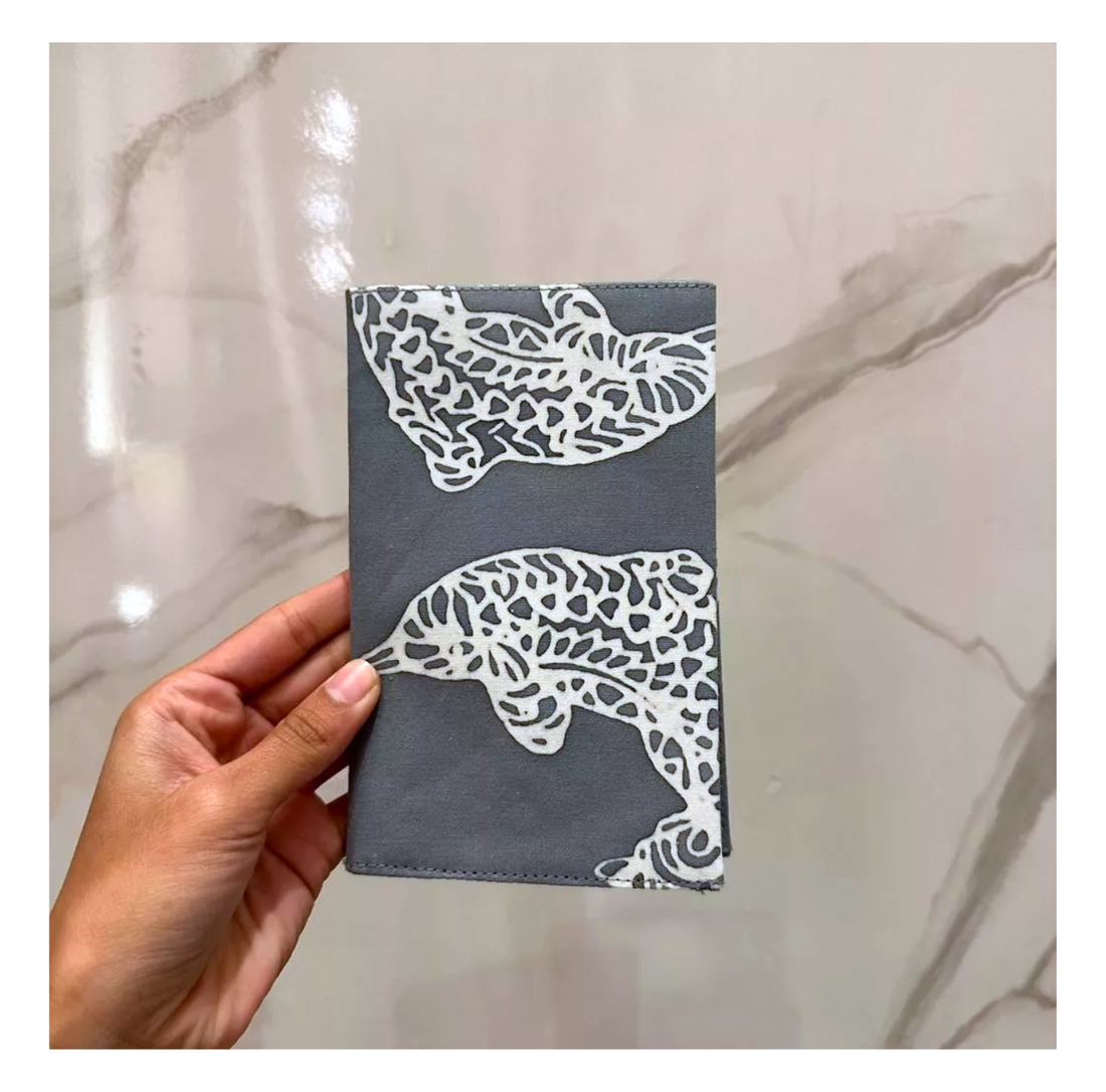 MareCet : Lumbatik Passport Holder