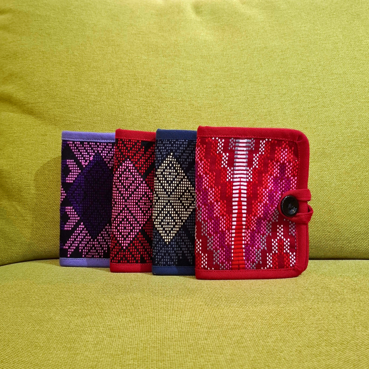 Mang Tha : Chin Wallet