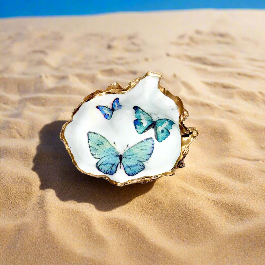 Lavish Lifestyle - Oyster Trinket : Medium (B)