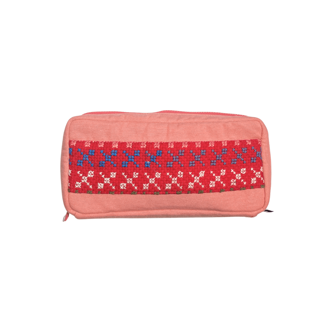 Mang Tha : Travelling Pouch