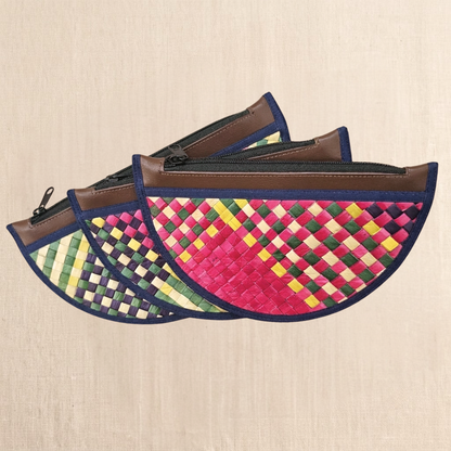 Mengkuang Halfmoon Pouch