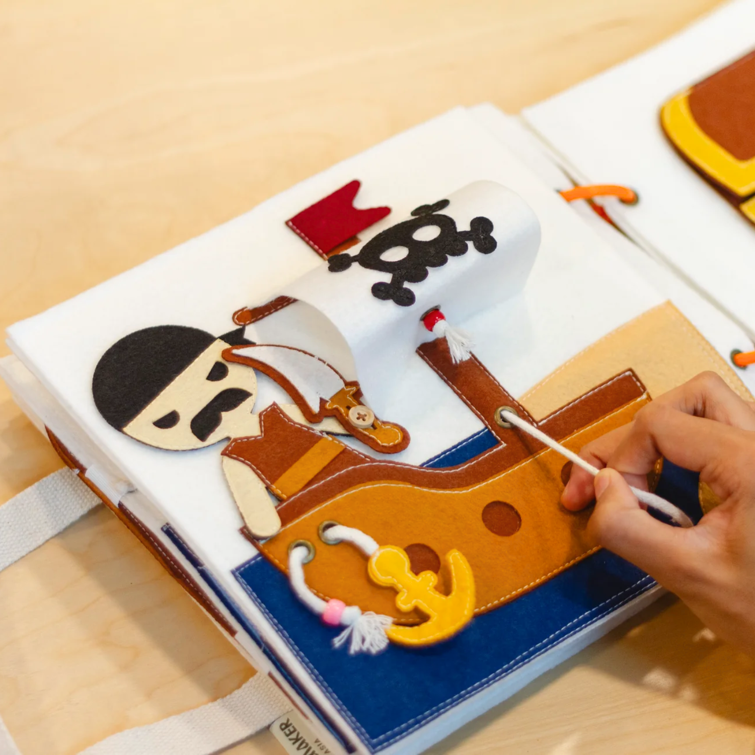 Sagemaker Asia : Hikayat Hang Tuah Busy Storybook