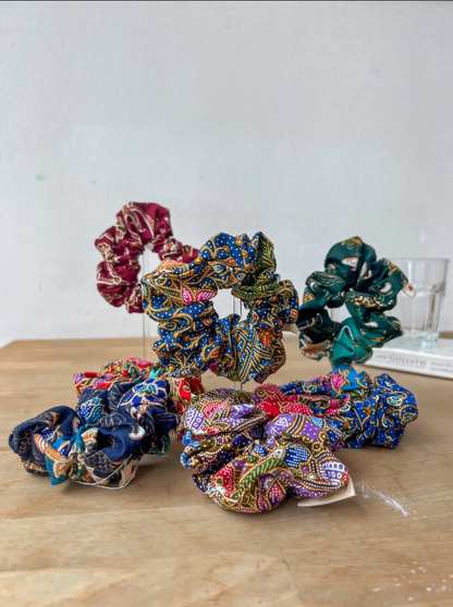 An image of the BatikScrunchies1.png by Earth Heir