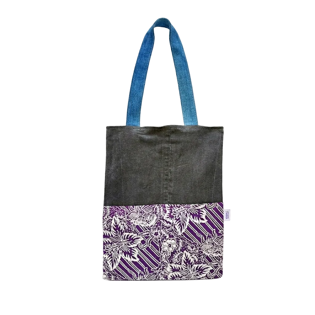 Kloth: Upcycled Totebag with Pockets