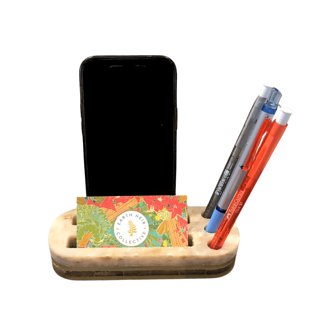 Upcycled Shack: Plastic Mini Desktop Organiser