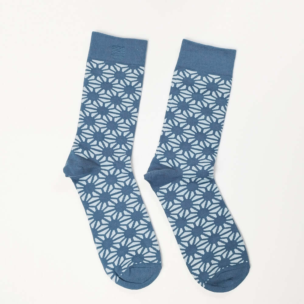 An image of the Socks_SlateFirework_Whitebox2.jpg by Earth Heir