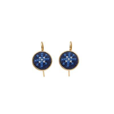 An image of the Dainty_Blue_Arabesque_on_gold_transparent_5ccf970e-692c-4bb4-965d-ad3f8a343a12.jpg by Earth Heir