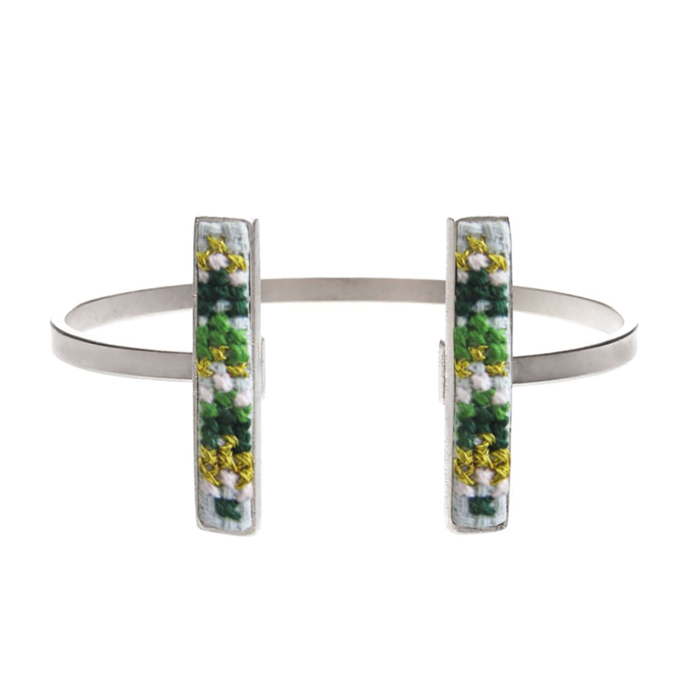 An image of the Daun_Cuff_Bangle_Silver-plated.jpg by Earth Heir