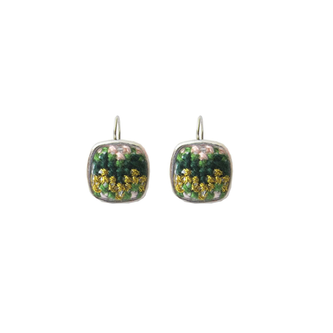 An image of the Daun_Dainty_Square_Earrings_Silver-plated.jpg by Earth Heir