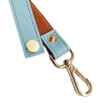 An image of the EH_Keychain_Leather_blue004.jpg by Earth Heir
