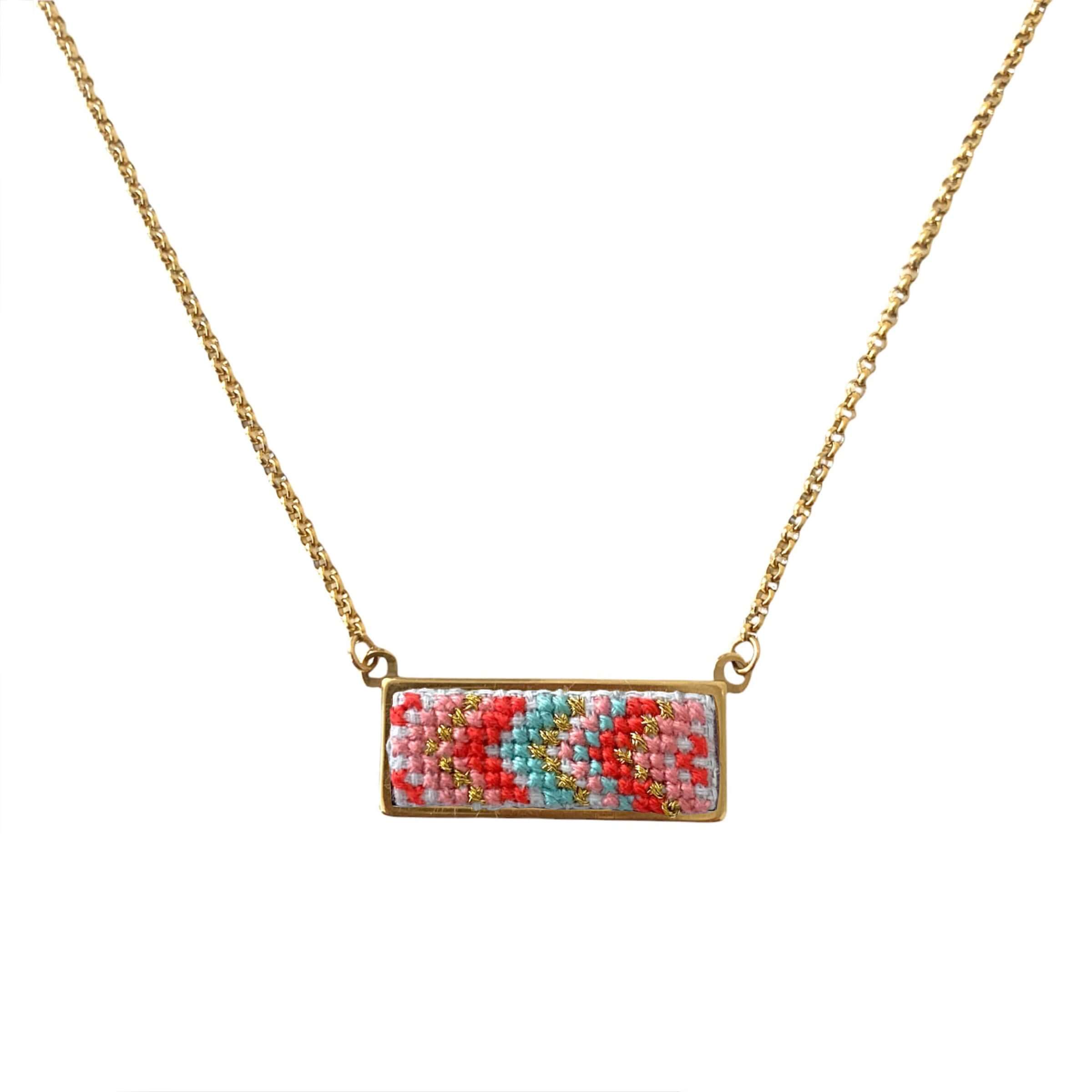 An image of the EarthHeir_Amour_BelugaNecklace_001.jpg by Earth Heir