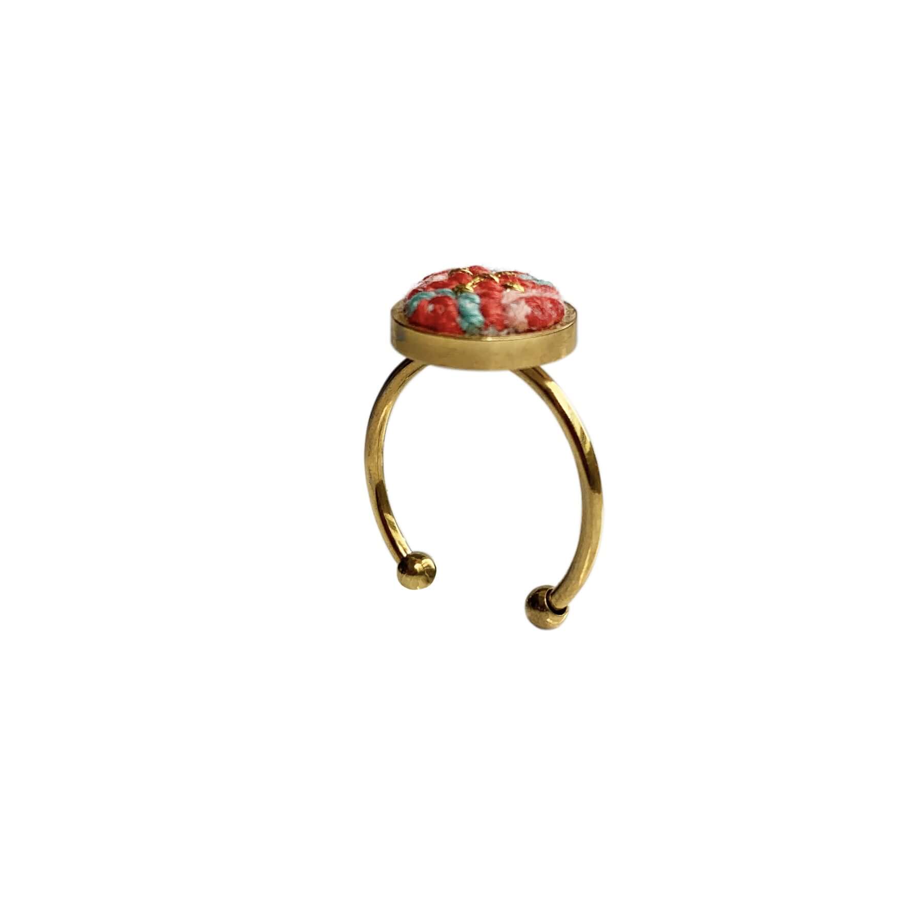 An image of the EarthHeir_Amour_DolphinRing_001.jpg by Earth Heir