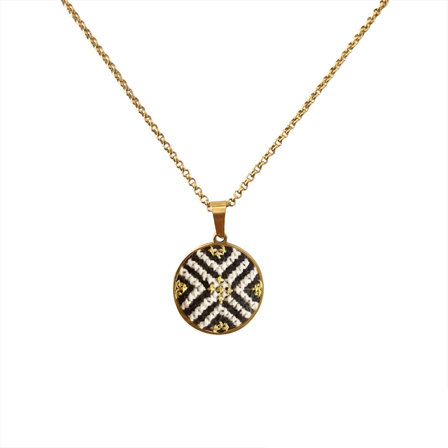 An image of the EarthHeir_ArabesqueBlack_MoonshellNecklace_001.jpg by Earth Heir