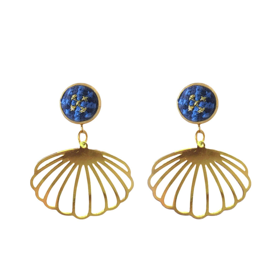 An image of the EarthHeir_ArabesqueBlue_OysterEarrings_001.jpg by Earth Heir