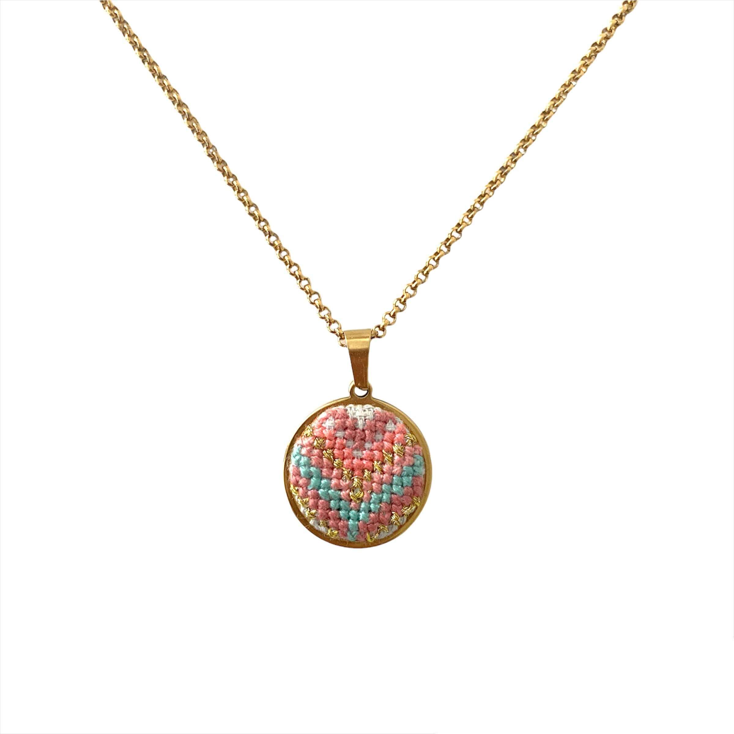 An image of the EarthHeir_California_MoonshellNecklace_001.jpg by Earth Heir