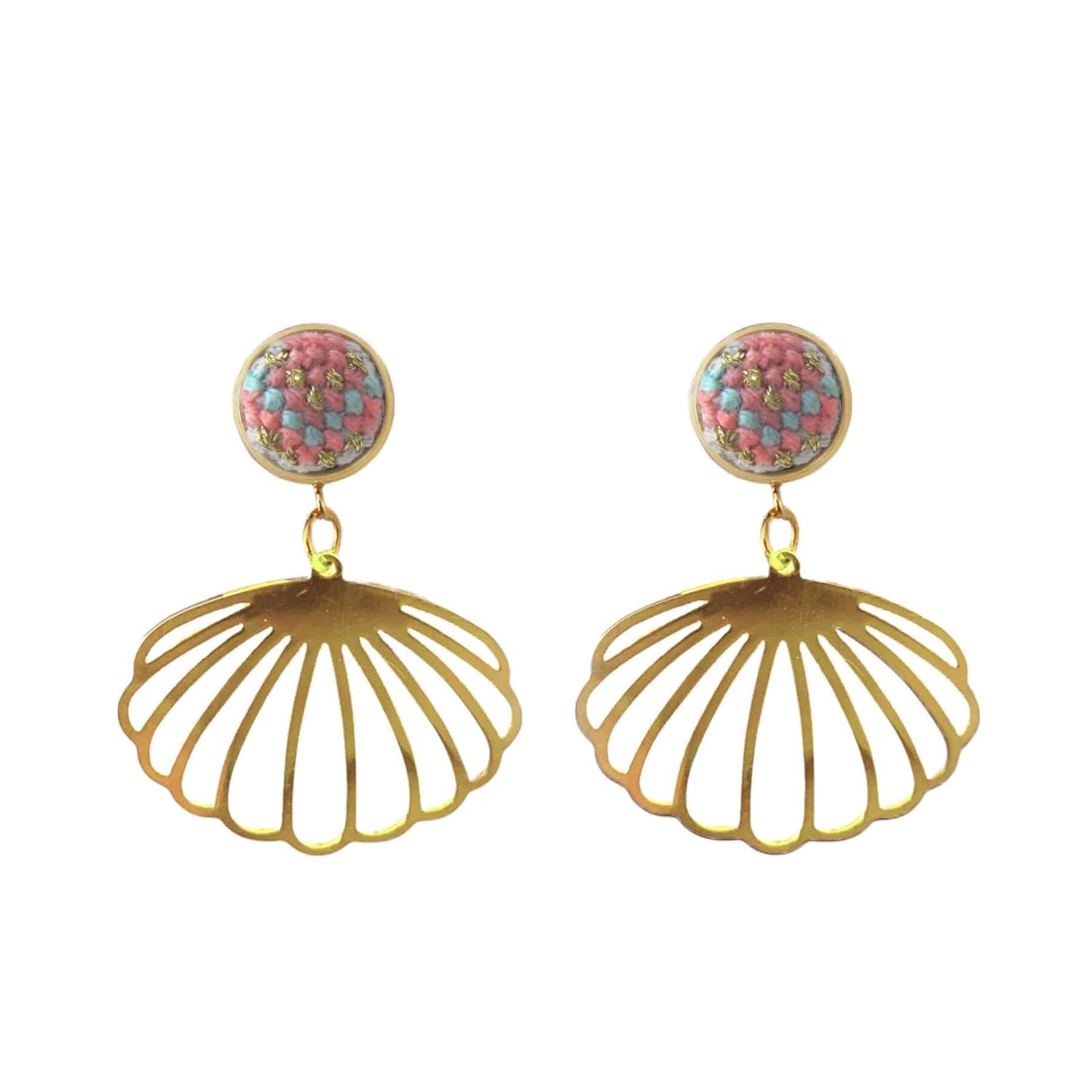 An image of the EarthHeir_California_OysterEarrings_001.jpg by Earth Heir