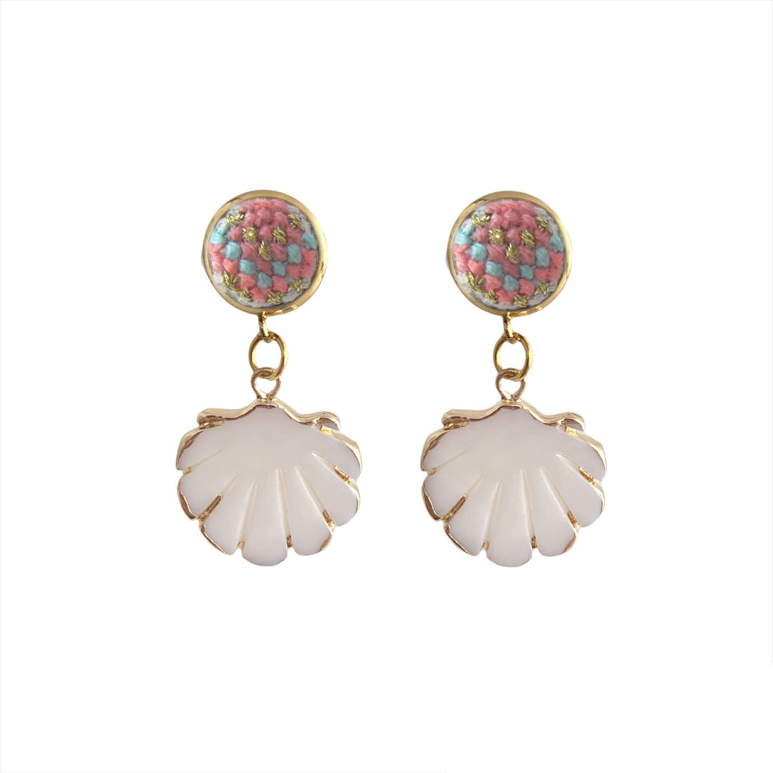 An image of the EarthHeir_California_SeashellEarrings_001.jpg by Earth Heir