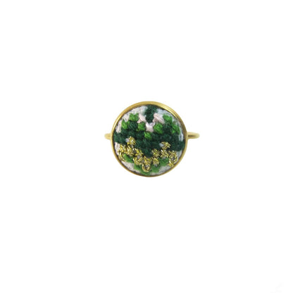 An image of the EarthHeir_Daun_DolphinRing_002.jpg by Earth Heir