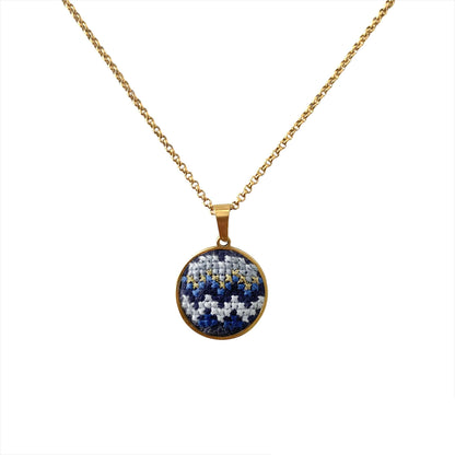 An image of the EarthHeir_NuusumBlue_MoonshellNecklace_001.jpg by Earth Heir