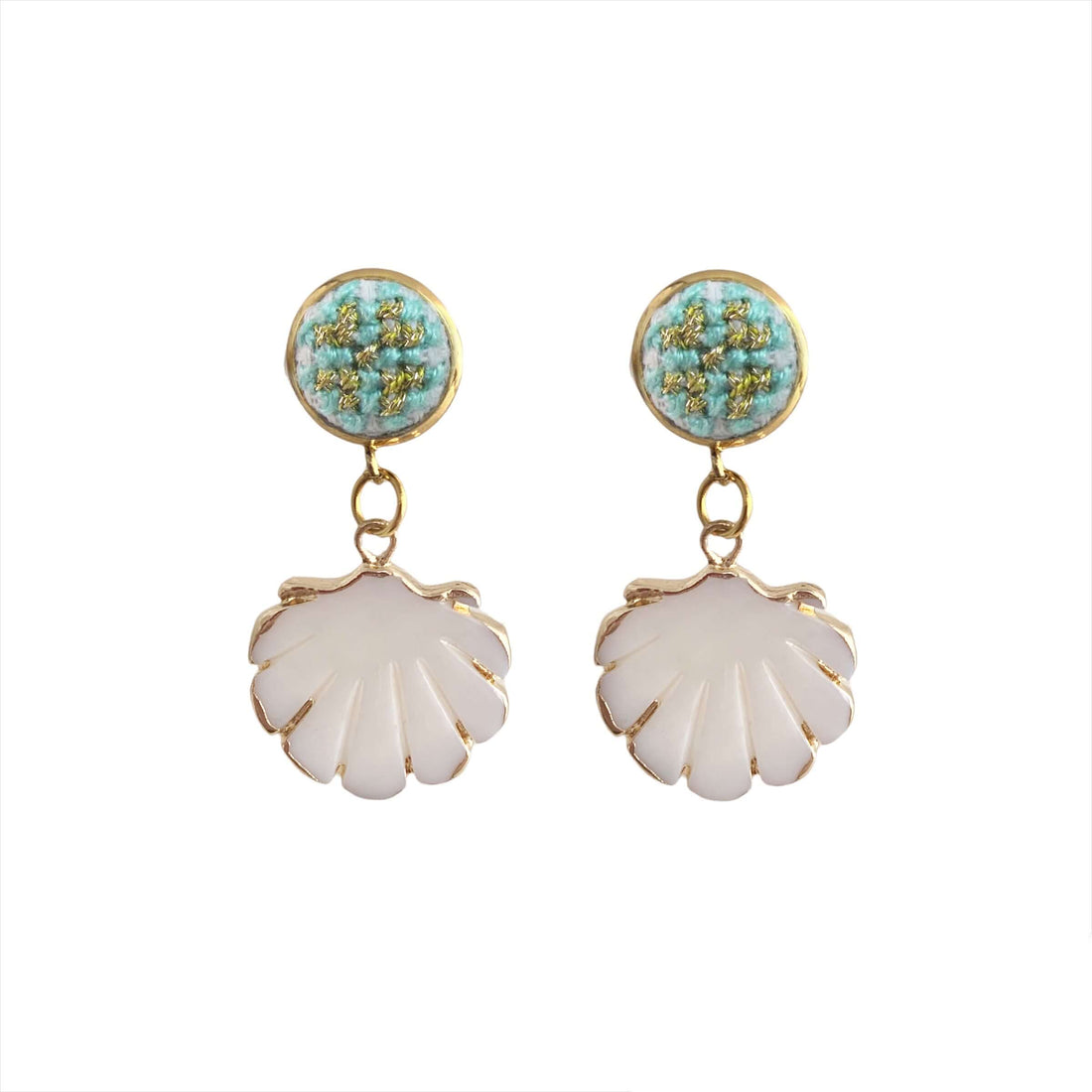 An image of the EarthHeir_Teal_SeashellEarrings_001.jpg by Earth Heir